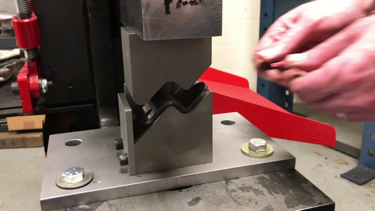 Joggle Press Brake Tooling